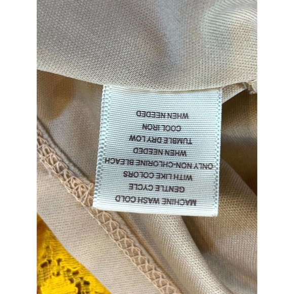 Love & Fire Womens Fit & Flare Lace Mini Dress Sleeveless Back Zip Yellow Size M - Picture 8 of 8